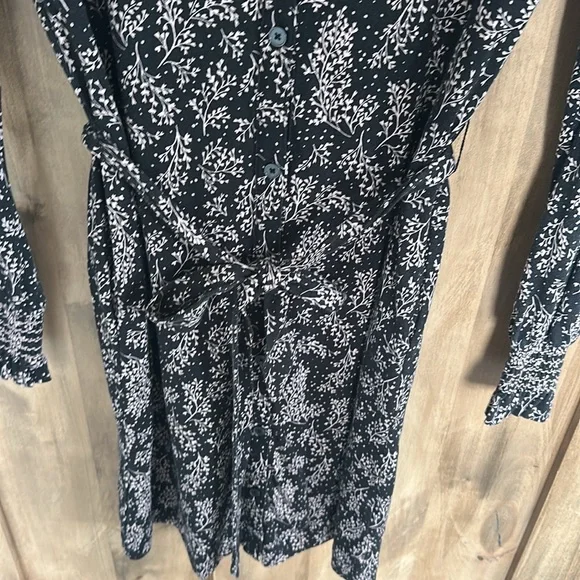 Boden Black and Pink Long Sleeve Dress - Picture 8 of 14